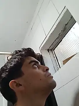 Show modela Rodrigo99_9 na web-kameri