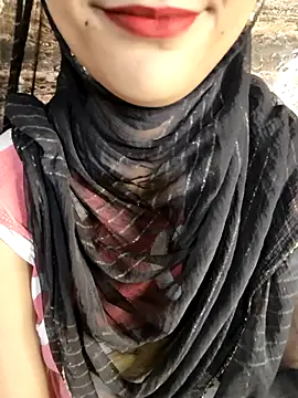 Chat XXX en directo de Indian-Aleena