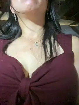 Onehittt Adlı Modelin Canlı Sohbet Odası