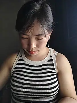Onehittt 在線直播表演