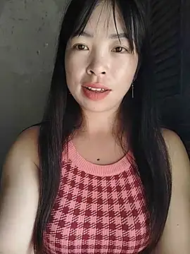 OnehitttのライブXXXチャット