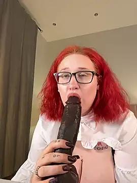 omgsexxxypixie's Webcam Show