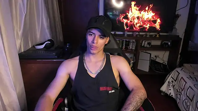 jacobbiker's Live XXX Chat