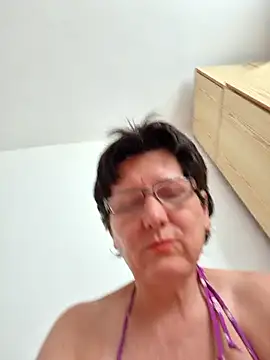 Vera_Elle Live XXX-Chat