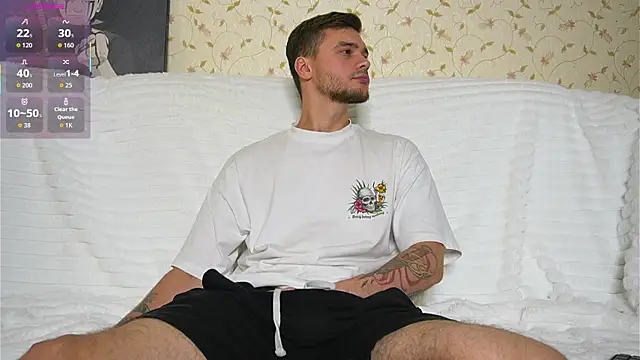 Show modela johnstoneisland na web-kameri