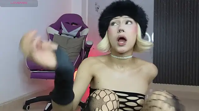 Chloemuaak's Webcam Show