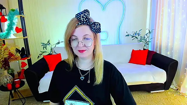 YourUniverser Webcam Show