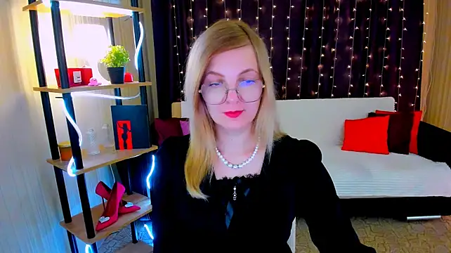 YourUniverser's Webcam Show