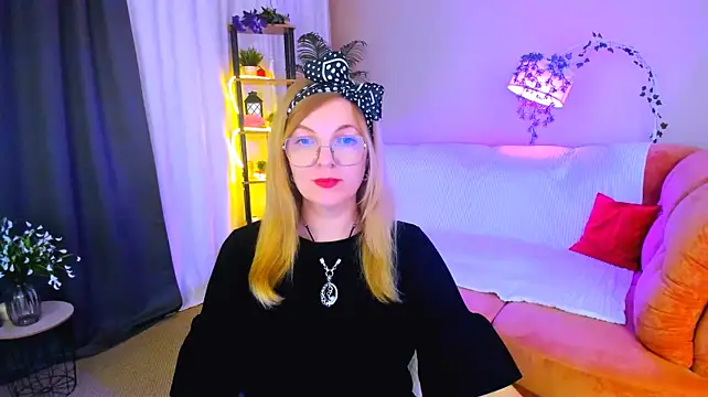 YourUniverser's Webcam Show