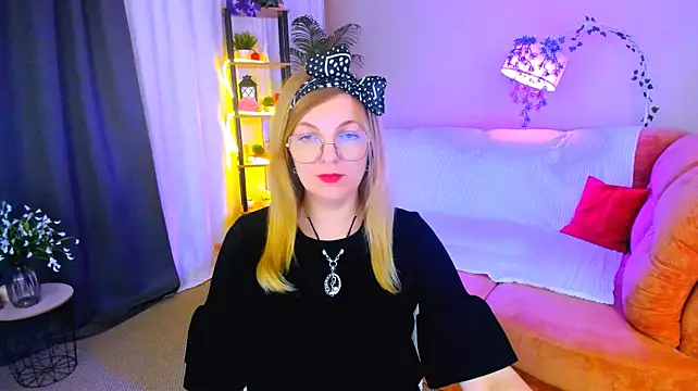 YourUniverser's Webcam Show