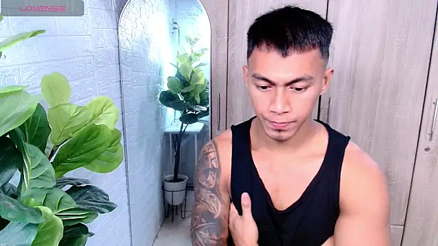 PinooyMilker Webcamshow