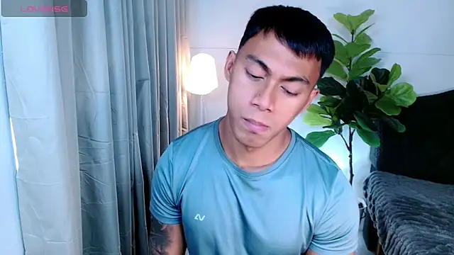 PinooyMilker Webcam-Show