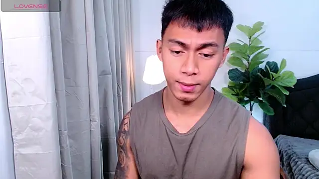 PinooyMilker Show Webcam