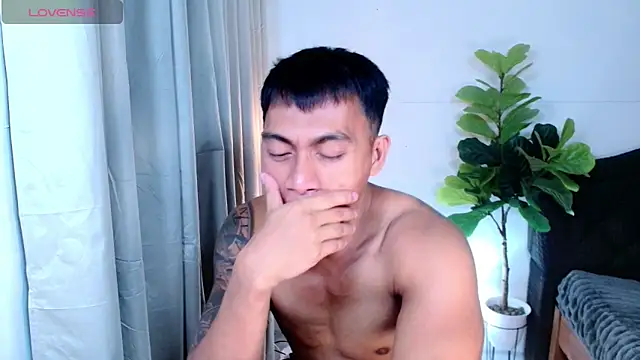 PinooyMilker Show Webcam