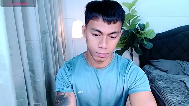 PinooyMilker 在線直播表演