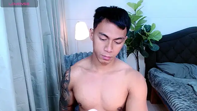 PinooyMilker Webcamshow