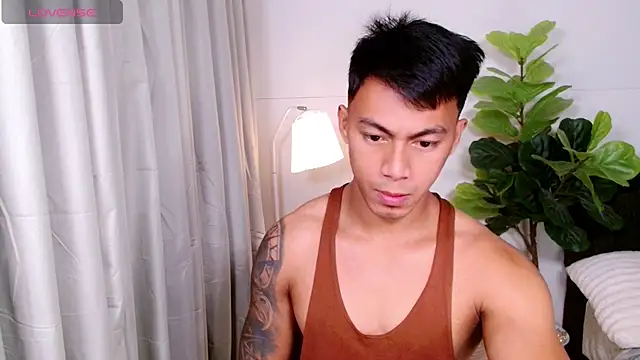 PinooyMilker 网络视讯表演