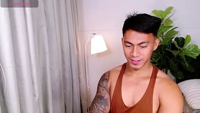 PinooyMilker 网络视讯表演