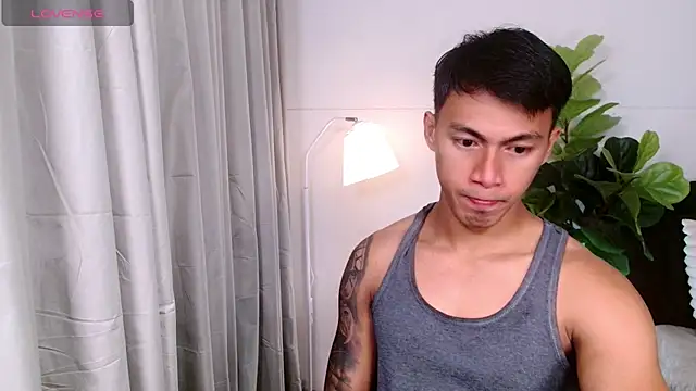 PinooyMilker Webcam Show