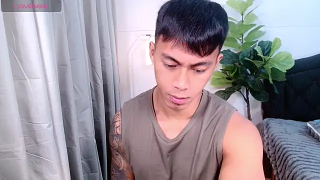 PinooyMilker Show Webcam