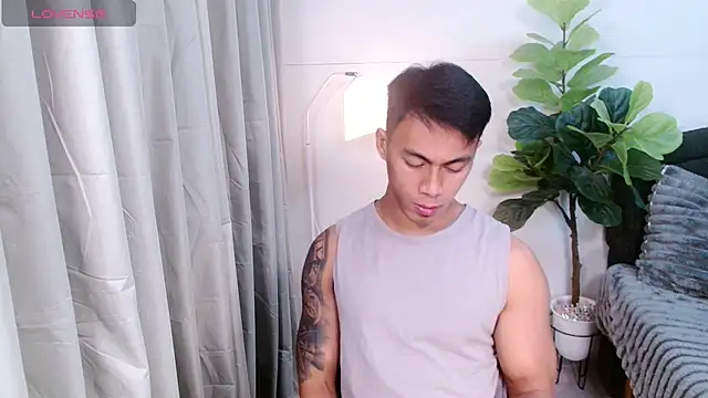 PinooyMilker Show Webcam
