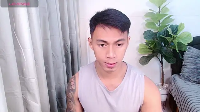 PinooyMilker 网络视讯表演