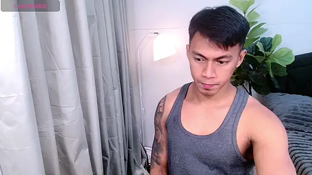 PinooyMilker Show Webcam