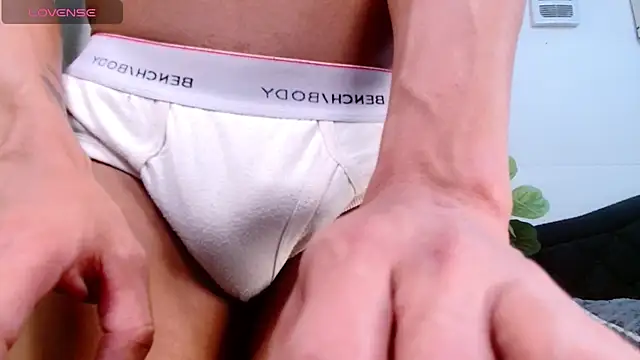 PinooyMilker 网络视讯表演