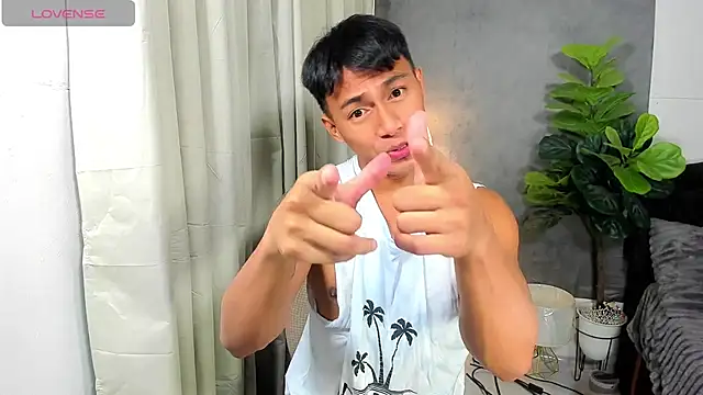 PinooyMilker Show Webcam