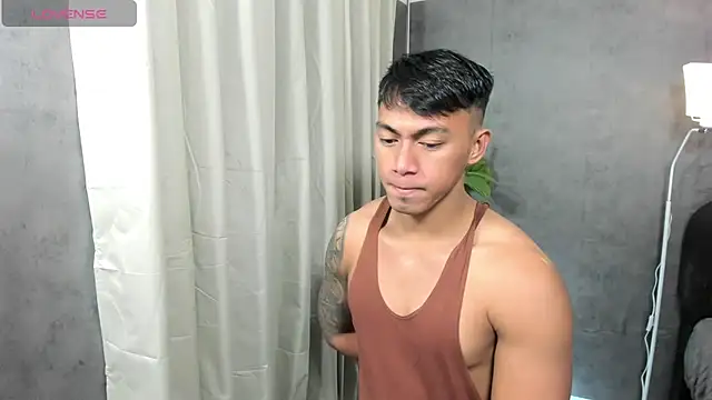 PinooyMilker Show Webcam