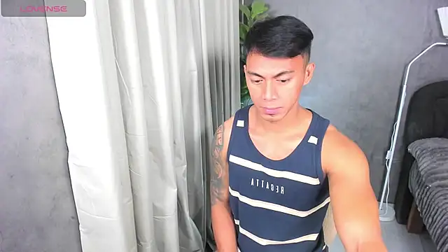 PinooyMilker 在線直播表演