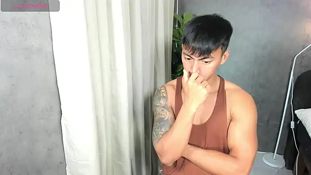 PinooyMilker's Webcam Show