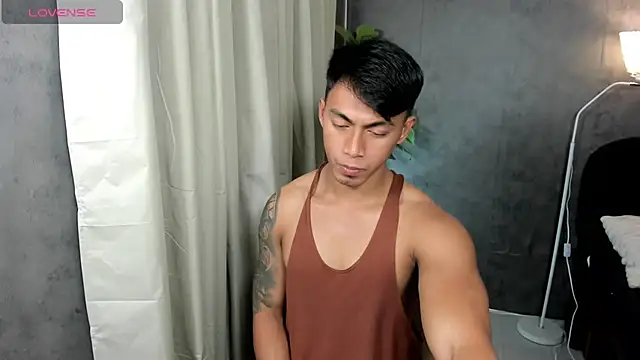 PinooyMilker Show Webcam