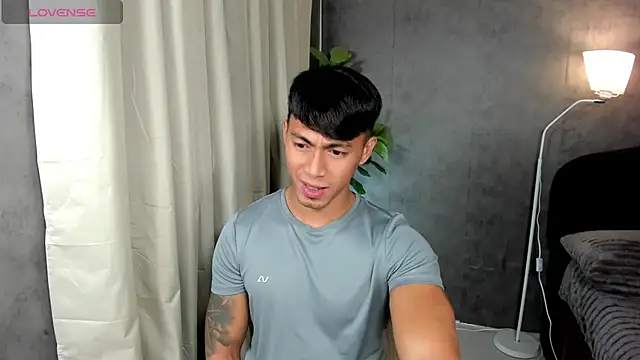 PinooyMilker 在線直播表演