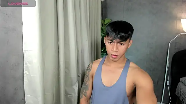 PinooyMilker – webcam-show