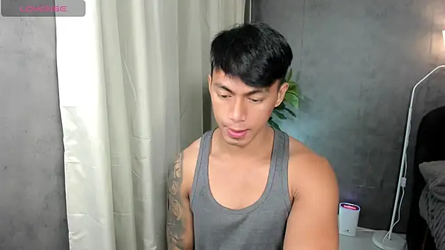 PinooyMilker Show Webcam