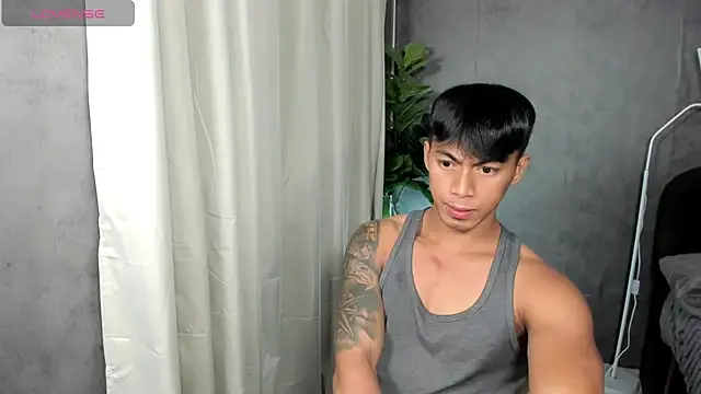 PinooyMilker Show Webcam