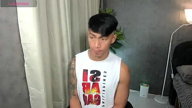 PinooyMilker Webcam show
