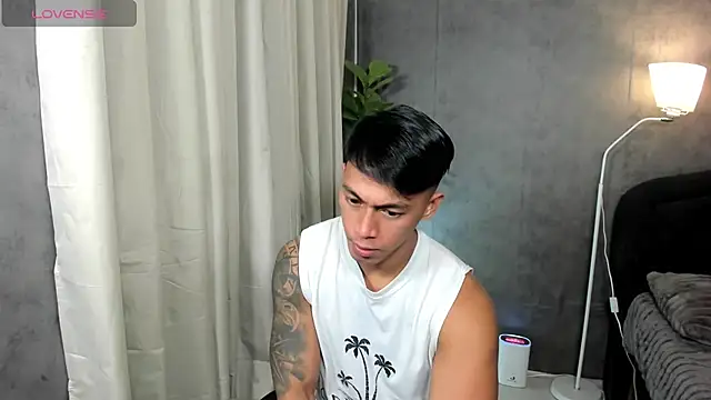 PinooyMilker Webcam-Show