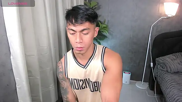 PinooyMilker Show Webcam