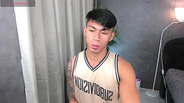 PinooyMilker Show Webcam