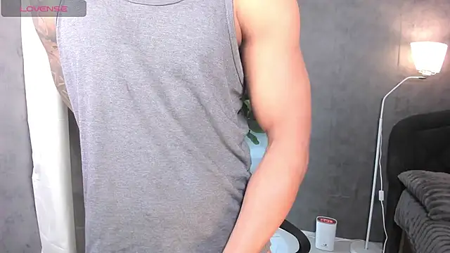 PinooyMilker Шоу с уебкамера