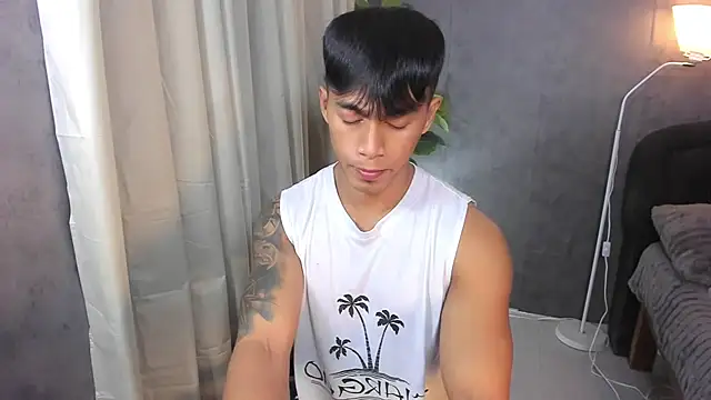 PinooyMilker Webcam show