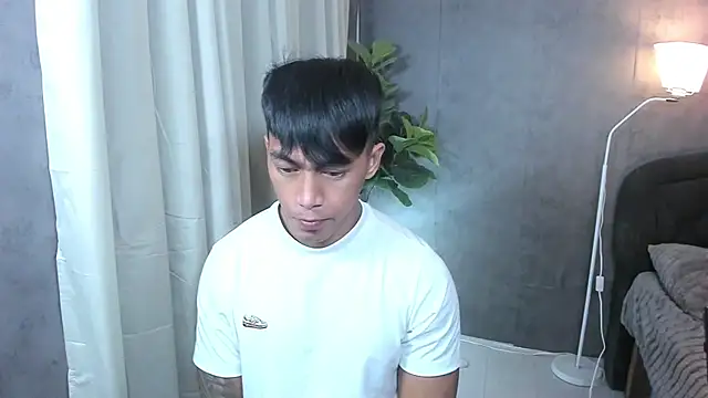 PinooyMilker Webcam show