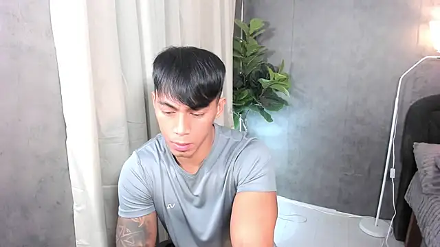 PinooyMilker Webcamshow