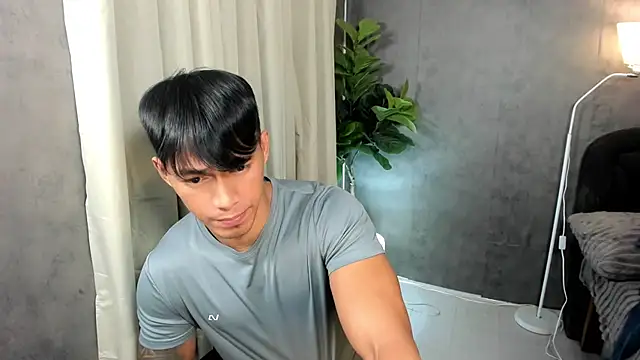 PinooyMilker – webcam-show