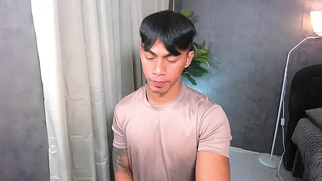 PinooyMilker Webcamshow