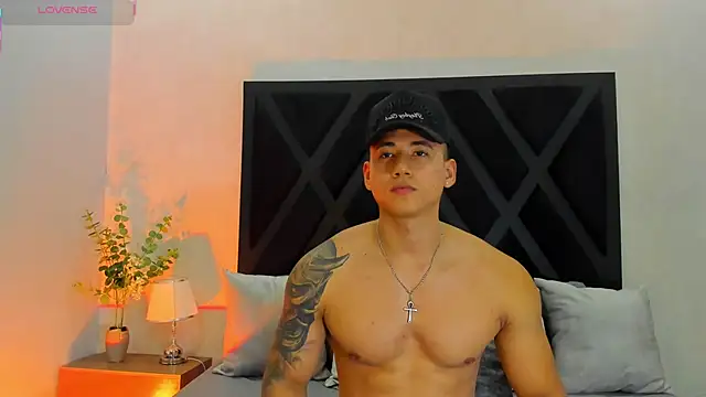 Draven_Marceaux's Webcam Show