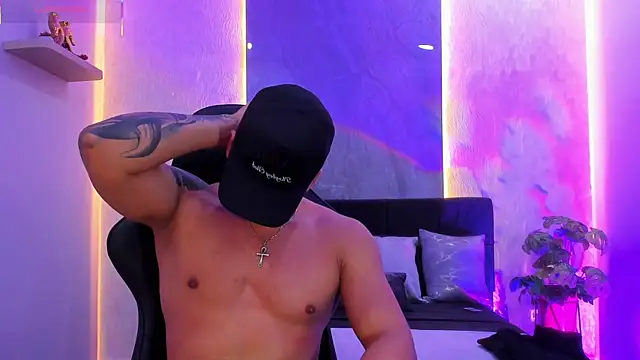 Draven_Marceaux Show in webcam