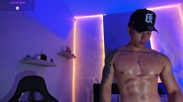 Pokazy przed kamerką – Draven_Marceaux